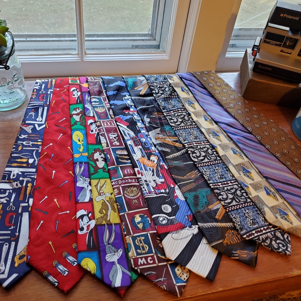 Lot of 10 Ties - Vintage, Peter Milar, Talbot, Looney Tunes, Mickey